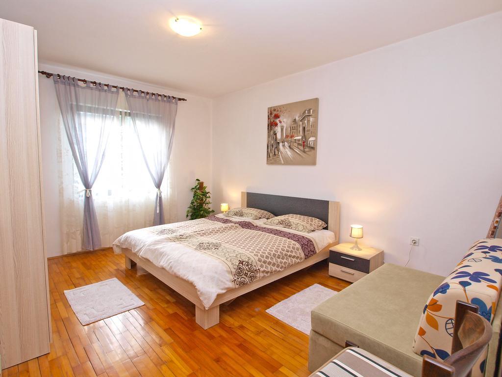 Family Friendly Apartment 946 Pula Zewnętrze zdjęcie