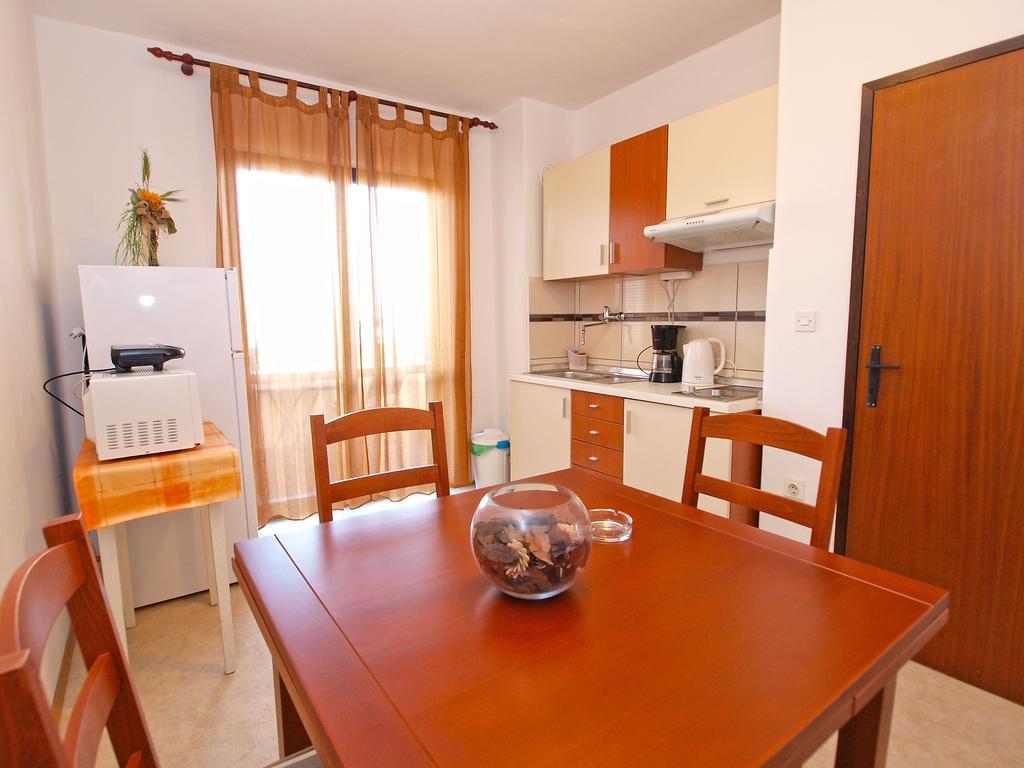 Family Friendly Apartment 946 Pula Zewnętrze zdjęcie
